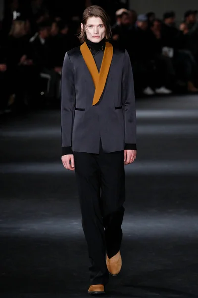 Look 1